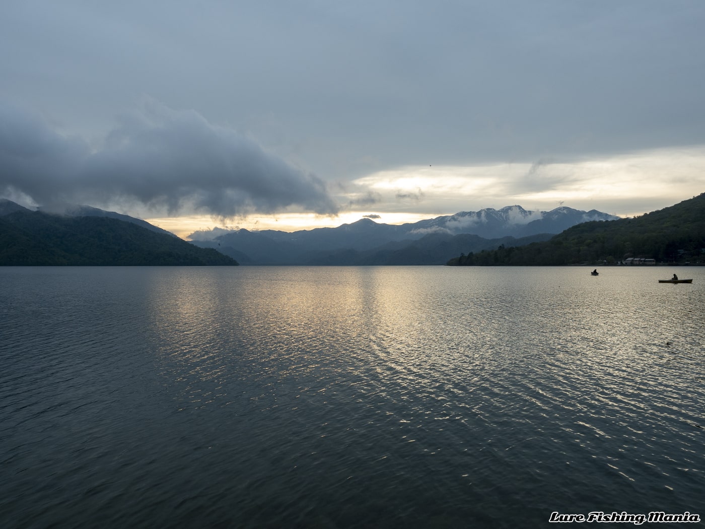 いまいち魚の雰囲気が無かった中禅寺湖